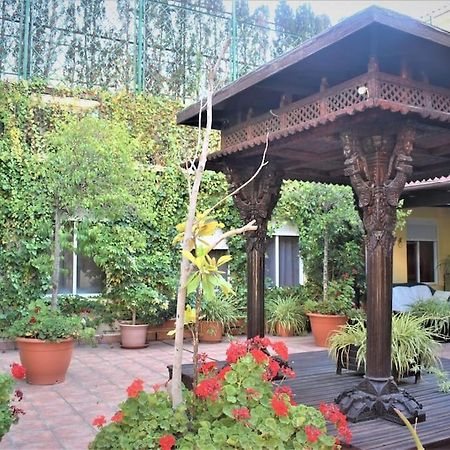 Casa Con Terrazas Apartment Zaragoza Bagian luar foto