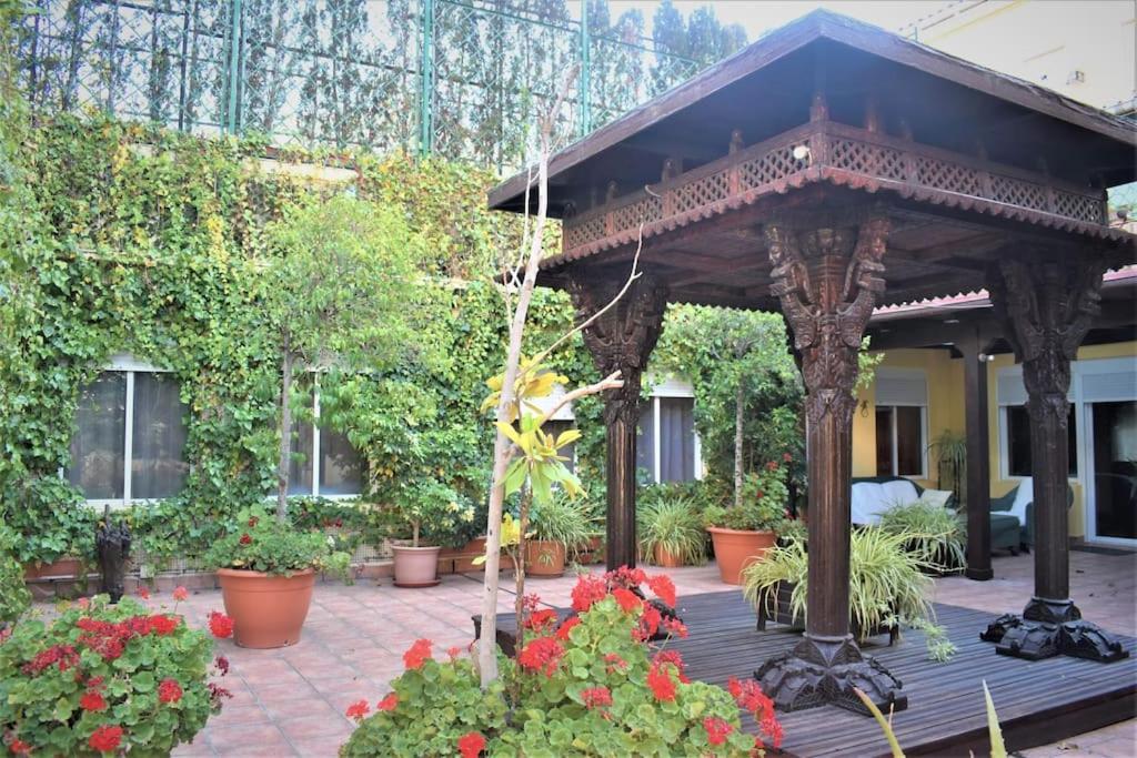Casa Con Terrazas Apartment Zaragoza Bagian luar foto